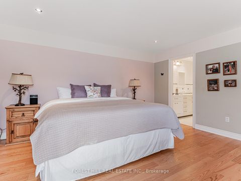 Photo 13 at 36 - 603 Clark Avenue, Yorkhill, Vaughan