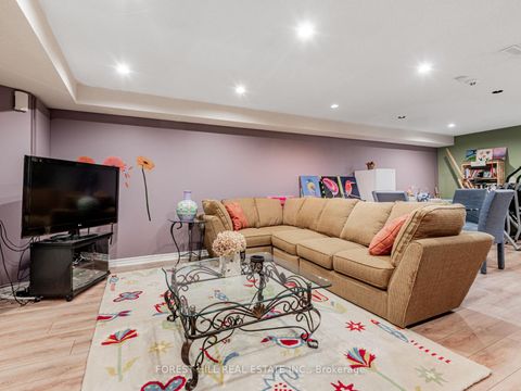 Photo 30 at 36 - 603 Clark Avenue, Yorkhill, Vaughan