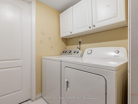 Photo 31 at 36 - 603 Clark Avenue, Yorkhill, Vaughan