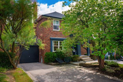 Photo 1 at 9 PEVERIL Hill S, Cedarvale, Toronto