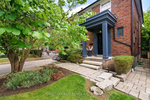 Photo 3 at 9 PEVERIL Hill S, Cedarvale, Toronto