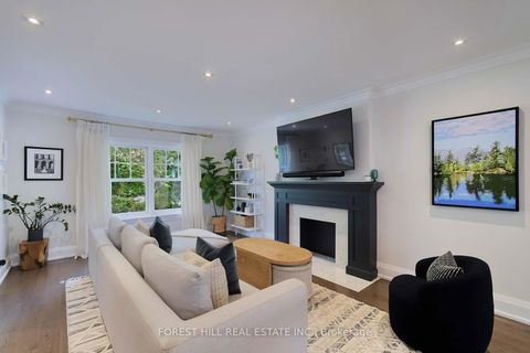 Photo 11 at 9 PEVERIL Hill S, Cedarvale, Toronto