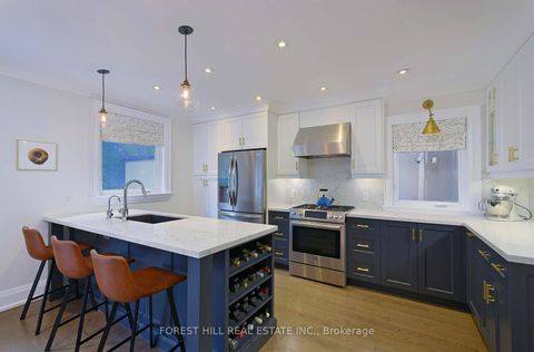 Photo 12 at 9 PEVERIL Hill S, Cedarvale, Toronto