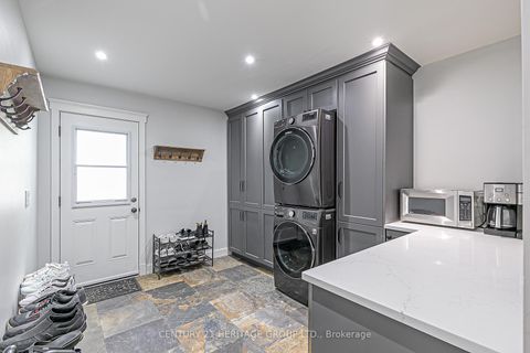 Photo 21 at 164 Park Avenue, Central Newmarket, Newmarket