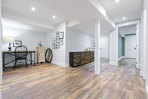 Photo 23 at 164 Park Avenue, Central Newmarket, Newmarket