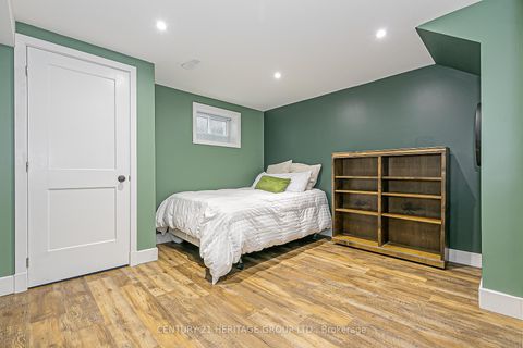 Photo 25 at 164 Park Avenue, Central Newmarket, Newmarket