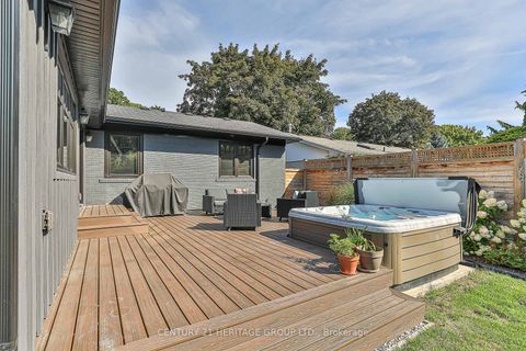 Photo 33 at 164 Park Avenue, Central Newmarket, Newmarket