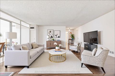 Photo 2 at 1102 - 7300 Yonge Street, Yorkhill, Vaughan Photo 2 at 1102 - 7300 Yonge Street, Yorkhill, Vaughan