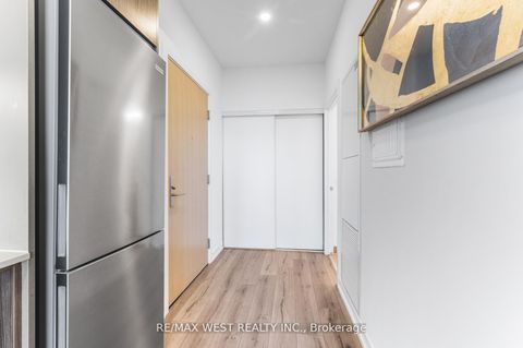 Photo 11 at 5206 - 395 Bloor Street E, North St. James Town, Toronto Photo 11 at 5206 - 395 Bloor Street E, North St. James Town, Toronto