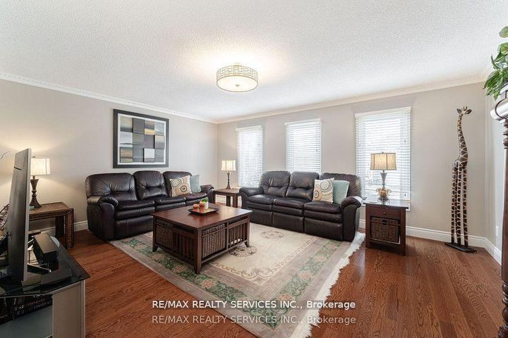 Photo 22 at 41 Christie Drive, Snelgrove, Brampton