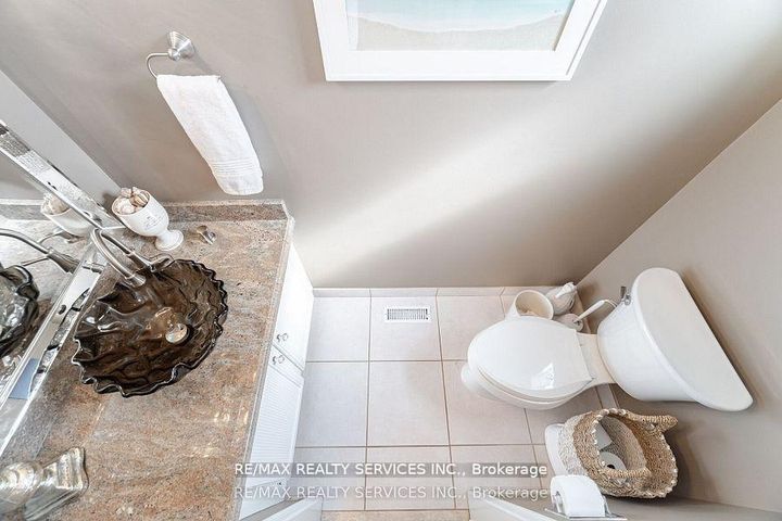 Photo 26 at 41 Christie Drive, Snelgrove, Brampton