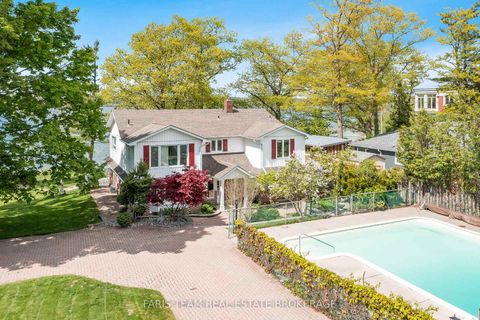 Photo 2 at 10 White Oaks Road, South Shore, Barrie