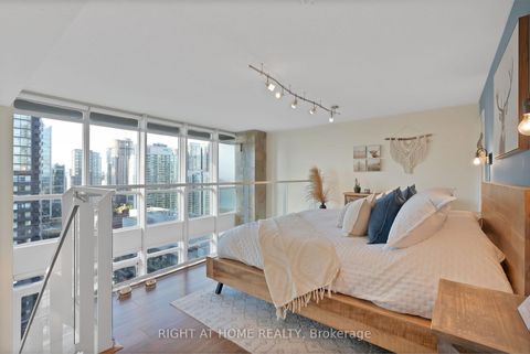 Photo 16 at 3205 - 15 Fort York Boulevard, Waterfront Communities C1, Toronto