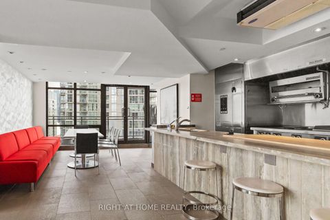Photo 36 at 3205 - 15 Fort York Boulevard, Waterfront Communities C1, Toronto