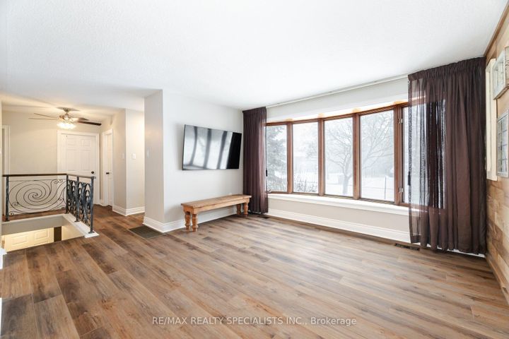 Photo 2 at 14 Marsden Crescent, Bram East, Brampton