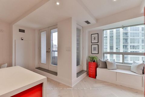 Photo 10 at Ph07 - 102 Bloor Street W, Annex, Toronto