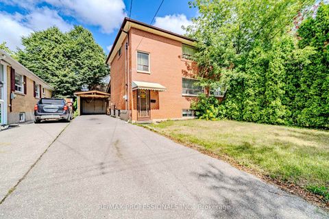 Photo 1 at 72 Painted Post Drive, Woburn, Toronto