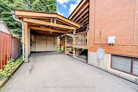 Photo 2 at 72 Painted Post Drive, Woburn, Toronto Photo 2 at 72 Painted Post Drive, Woburn, Toronto