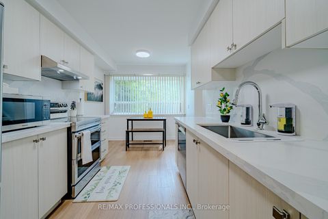 Photo 10 at 72 Painted Post Drive, Woburn, Toronto