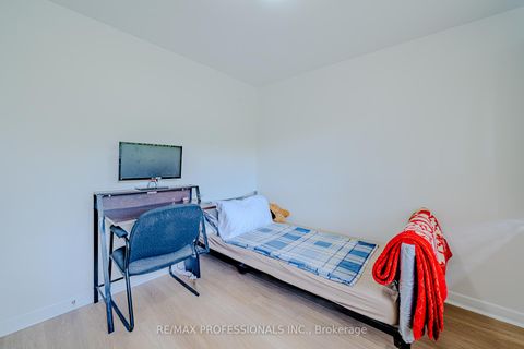 Photo 22 at 72 Painted Post Drive, Woburn, Toronto Photo 22 at 72 Painted Post Drive, Woburn, Toronto