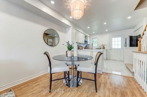 Photo 7 at 102 - 2 Hedge End Road, Rouge E11, Toronto