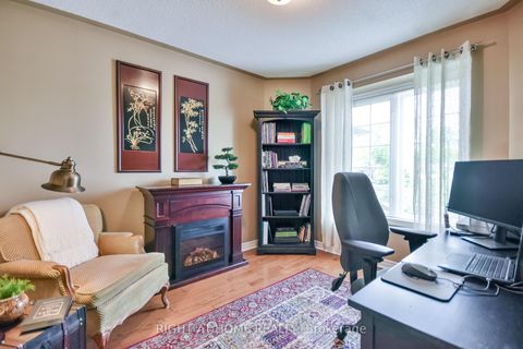Photo 4 at 13 Couples Court, East Bayfield, Barrie