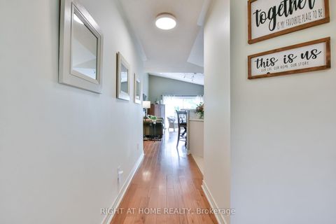 Photo 10 at 13 Couples Court, East Bayfield, Barrie