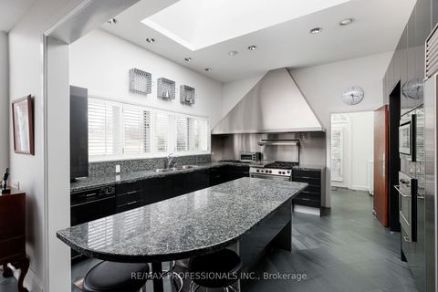 Photo 13 at 6A Edenbrook Hill, Humber Valley, Toronto