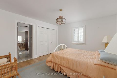 Photo 22 at 6A Edenbrook Hill, Humber Valley, Toronto