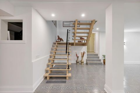 Photo 26 at 6A Edenbrook Hill, Humber Valley, Toronto