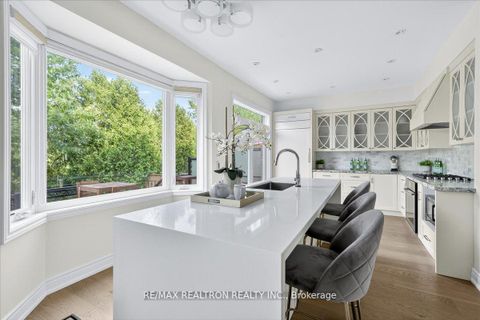 Photo 14 at 51 Verdi Road, Oak Ridges, Richmond Hill