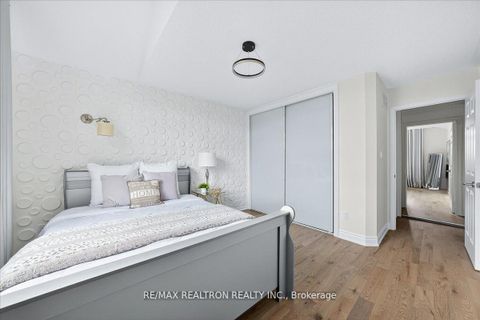 Photo 32 at 51 Verdi Road, Oak Ridges, Richmond Hill