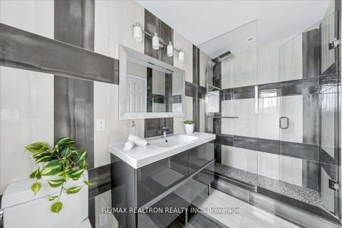 Photo 35 at 51 Verdi Road, Oak Ridges, Richmond Hill