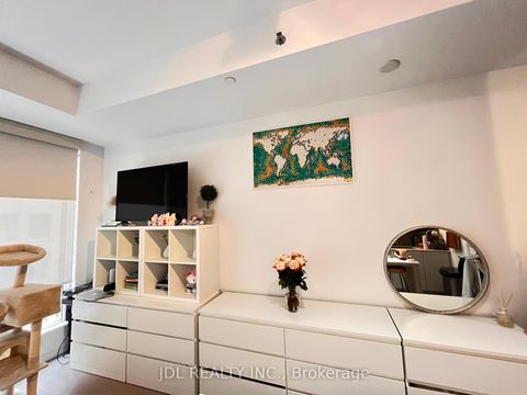 Photo 5 at 509 - 101 Peter Street, Waterfront Communities C1, Toronto