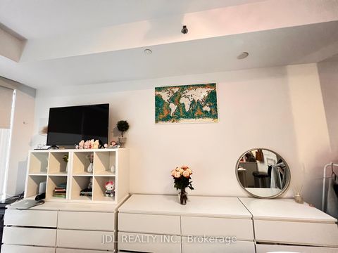 Photo 6 at 509 - 101 Peter Street, Waterfront Communities C1, Toronto