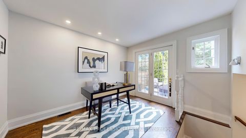 Photo 11 at 5 Grasspoint Crescent, Markland Wood, Toronto