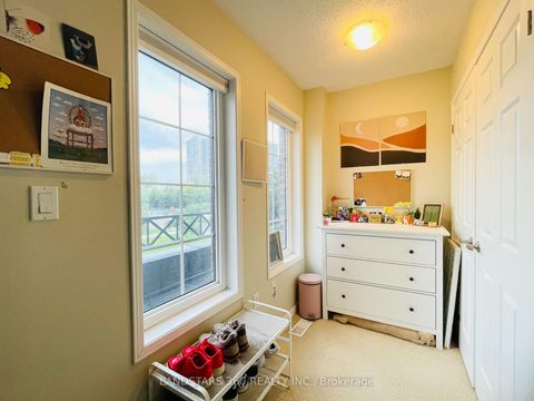 Photo 7 at #108 - 109 The Queensway, Swansea, Toronto