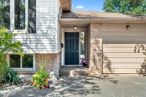 Photo 2 at 1245 Lakeview Drive, FA Falgarwood, Oakville