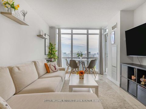 Photo 4 at 4702 - 11 Brunel Court, Waterfront Communities C1, Toronto