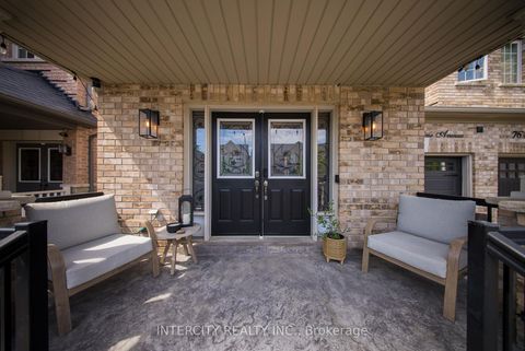 Photo 3 at 74 Terme Avenue, Vellore Village, Vaughan