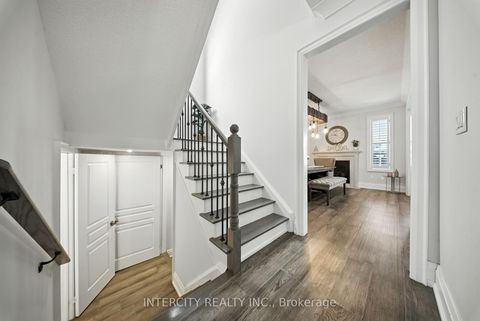 Photo 7 at 74 Terme Avenue, Vellore Village, Vaughan