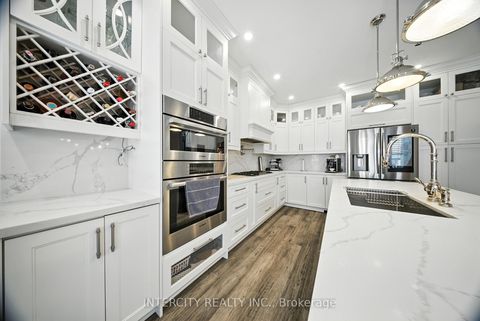 Photo 14 at 74 Terme Avenue, Vellore Village, Vaughan