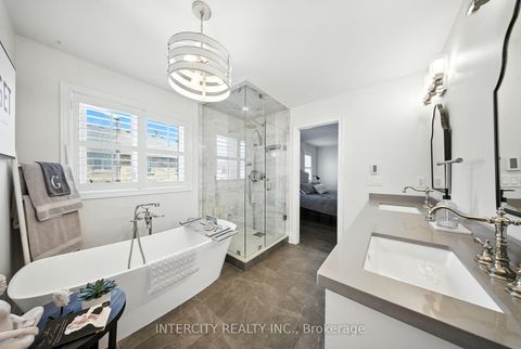 Photo 21 at 74 Terme Avenue, Vellore Village, Vaughan