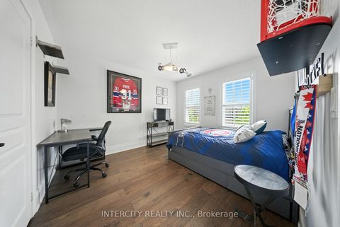 Photo 26 at 74 Terme Avenue, Vellore Village, Vaughan