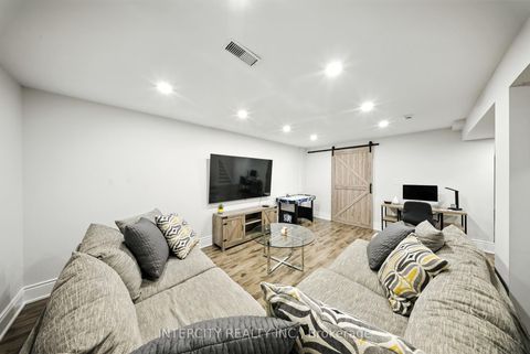 Photo 29 at 74 Terme Avenue, Vellore Village, Vaughan