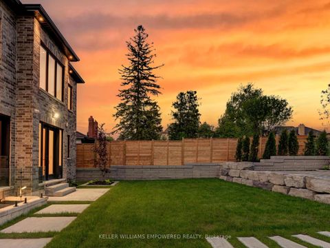 Photo 6 at 69 Snively Street, Oak Ridges Lake Wilcox, Richmond Hill