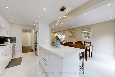 Photo 17 at 60 Steepleview Crescent, North Richvale, Richmond Hill