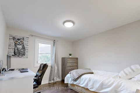 Photo 32 at 60 Steepleview Crescent, North Richvale, Richmond Hill