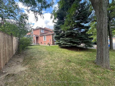 Photo 41 at 60 Steepleview Crescent, North Richvale, Richmond Hill
