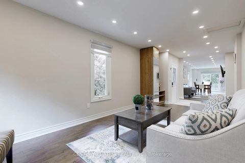 Photo 7 at 60 Steepleview Crescent, North Richvale, Richmond Hill